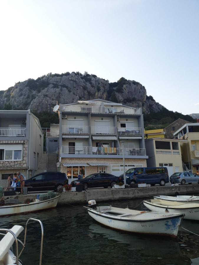 Apartmani Alfijo Клек Екстериор снимка